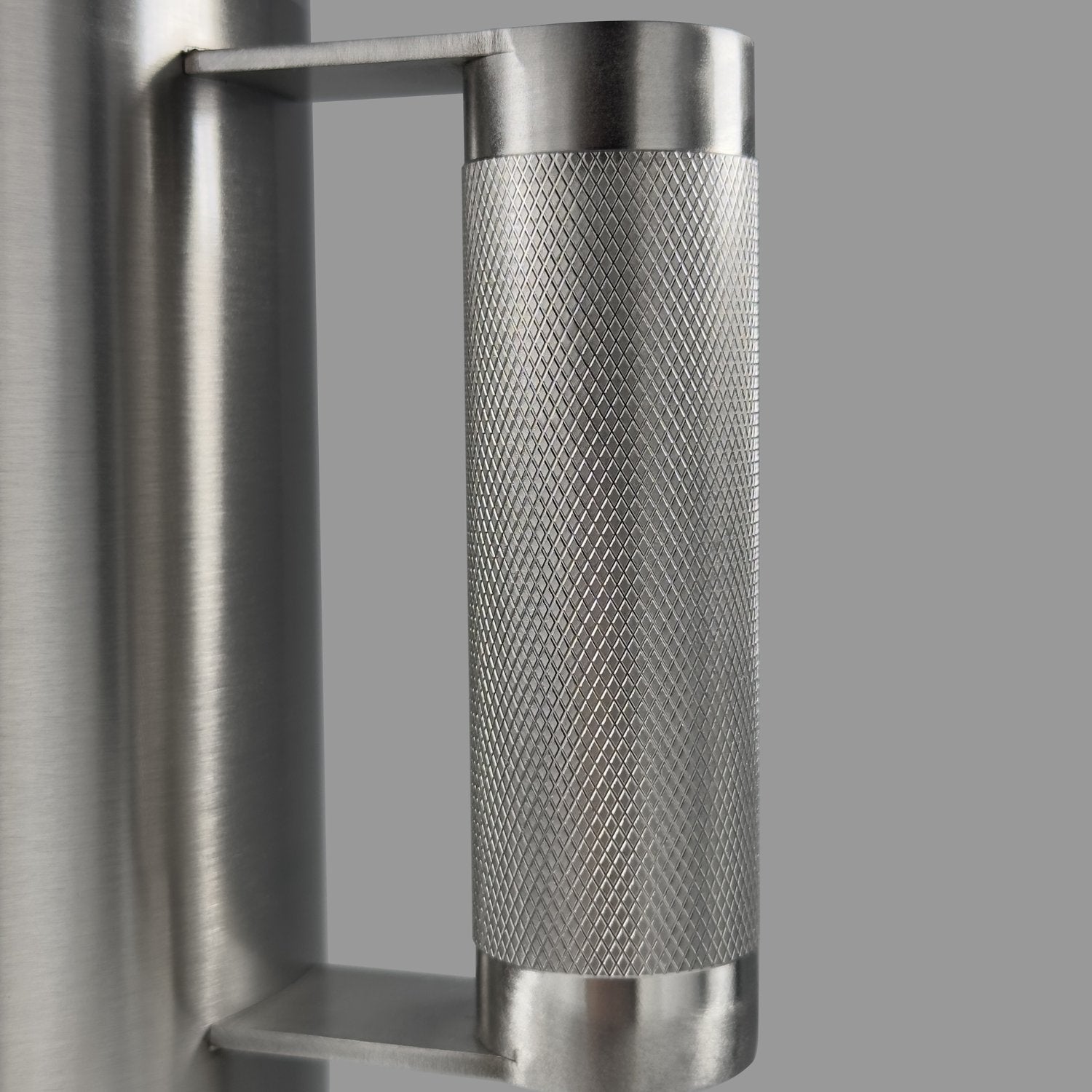 Macro of the diamond knurling on the Tuff Tumbler's barbell handle